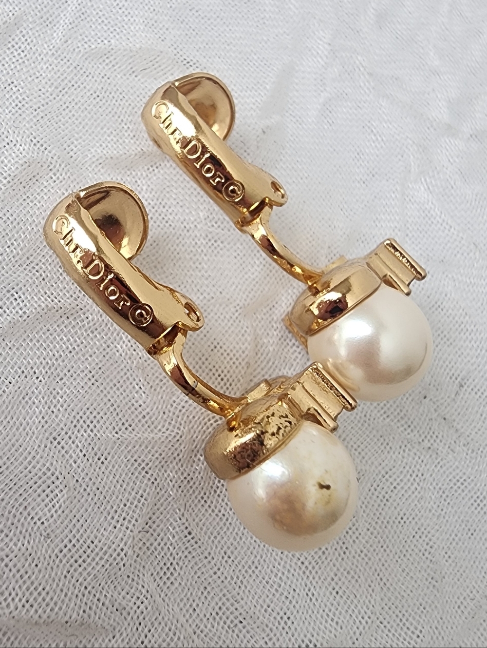 Auth Dior Pearl Crystal Cluster Stud Earrings - Picture 7 of 8